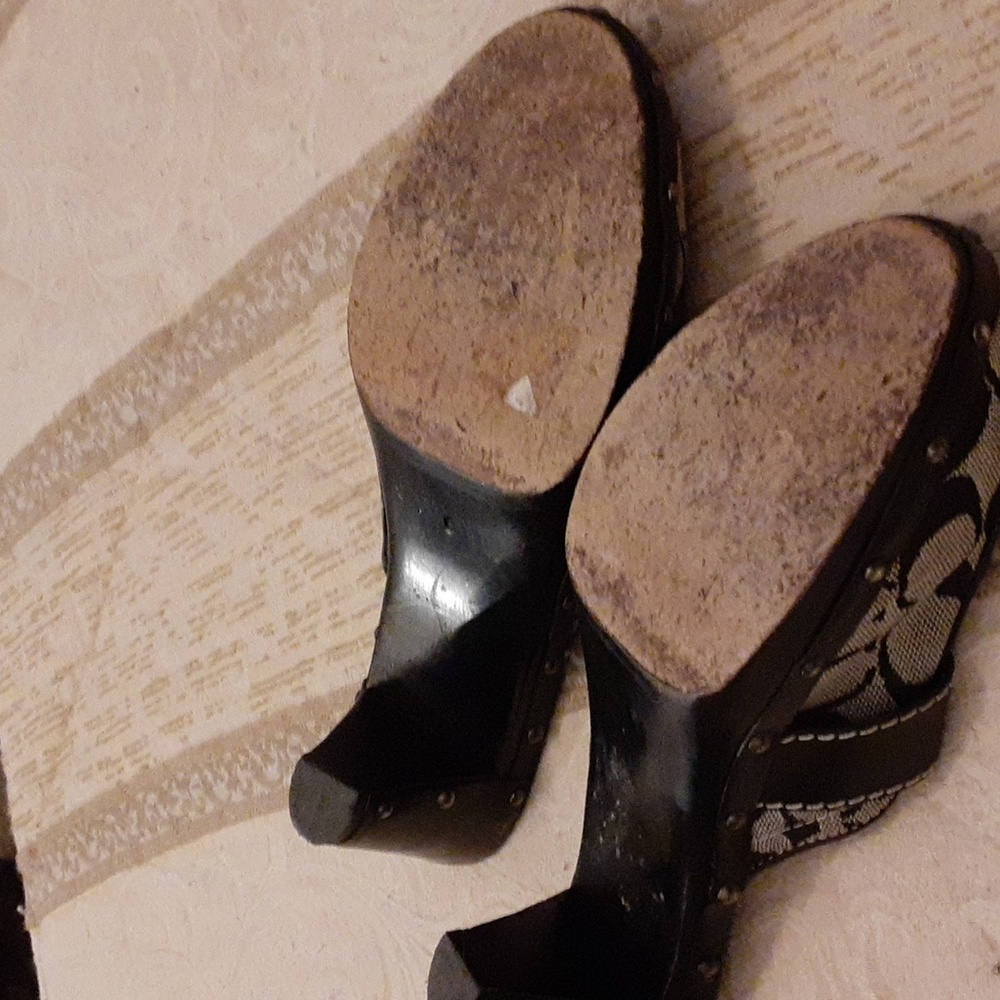 Coach Raina Clogs - Picture 5 of 6